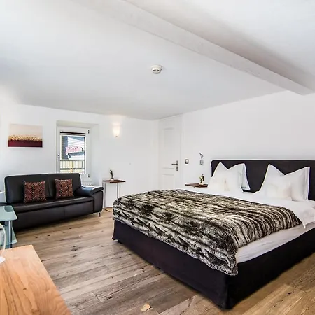 酒店 Waldhotel Fletschhorn Panoramic Retreat In Fee 萨斯格伦德