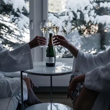 Waldhotel Fletschhorn Panoramic Retreat In Fee 4* Saas-Grund